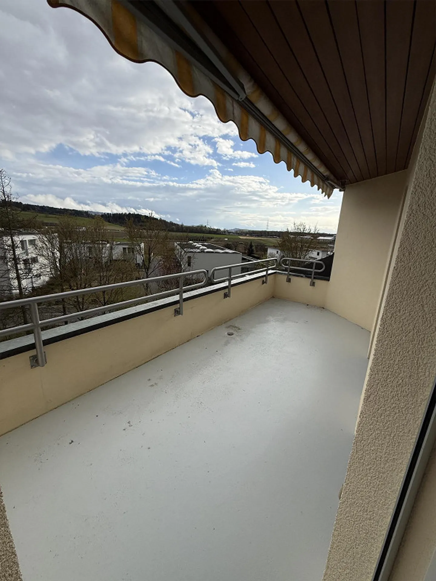 Attico ristrutturato di 4,5 locali in affitto - Foto 13 di 24