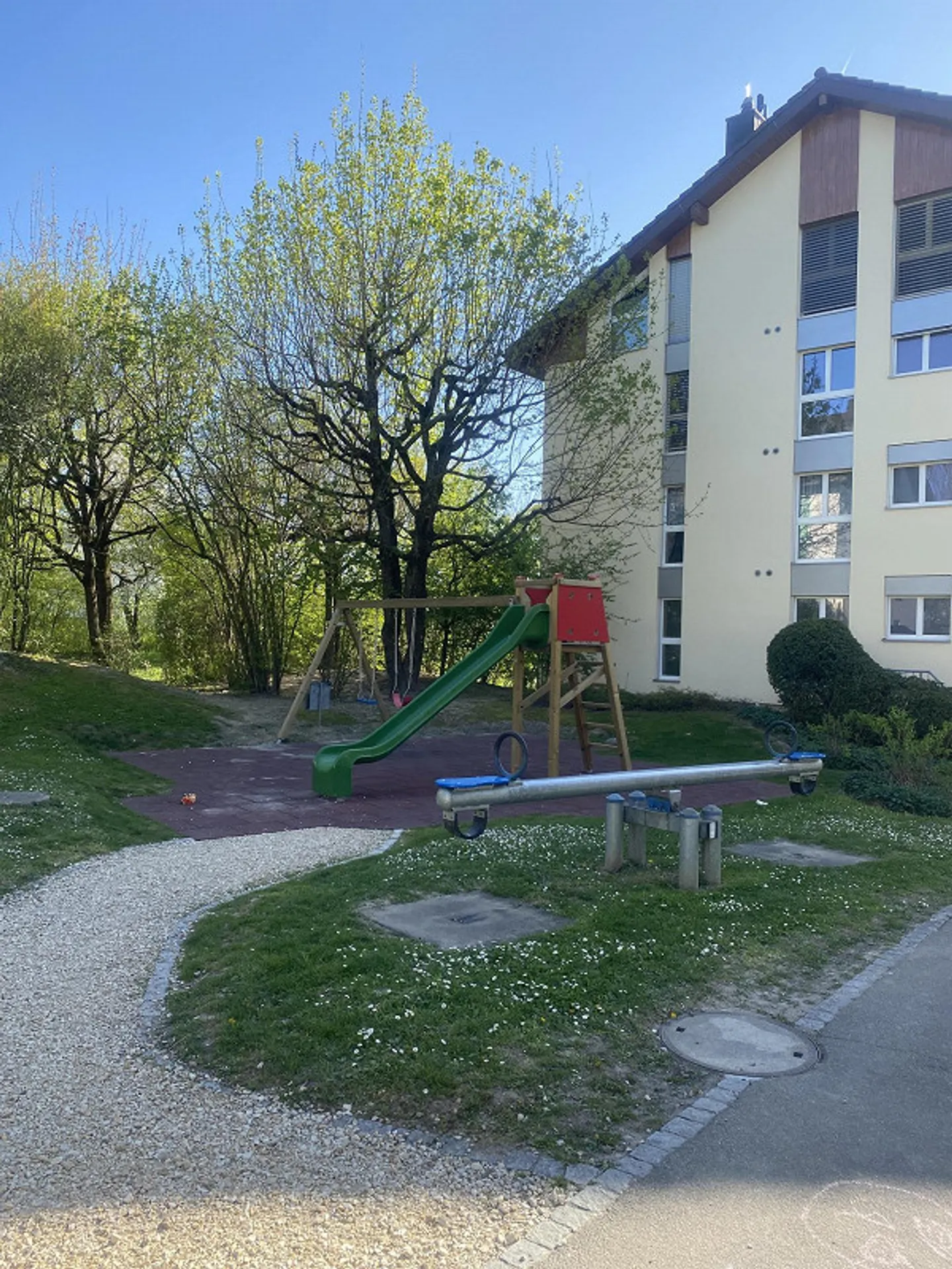 Attico ristrutturato di 4,5 locali in affitto - Foto 22 di 24