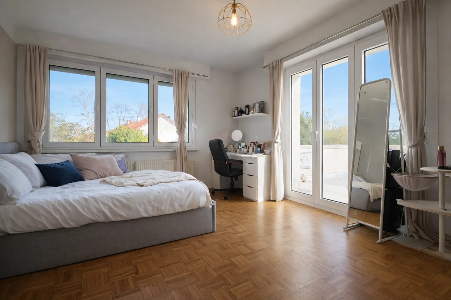 Elegant family house with large flat garden and great potential in Founex - Photo 5 of 7