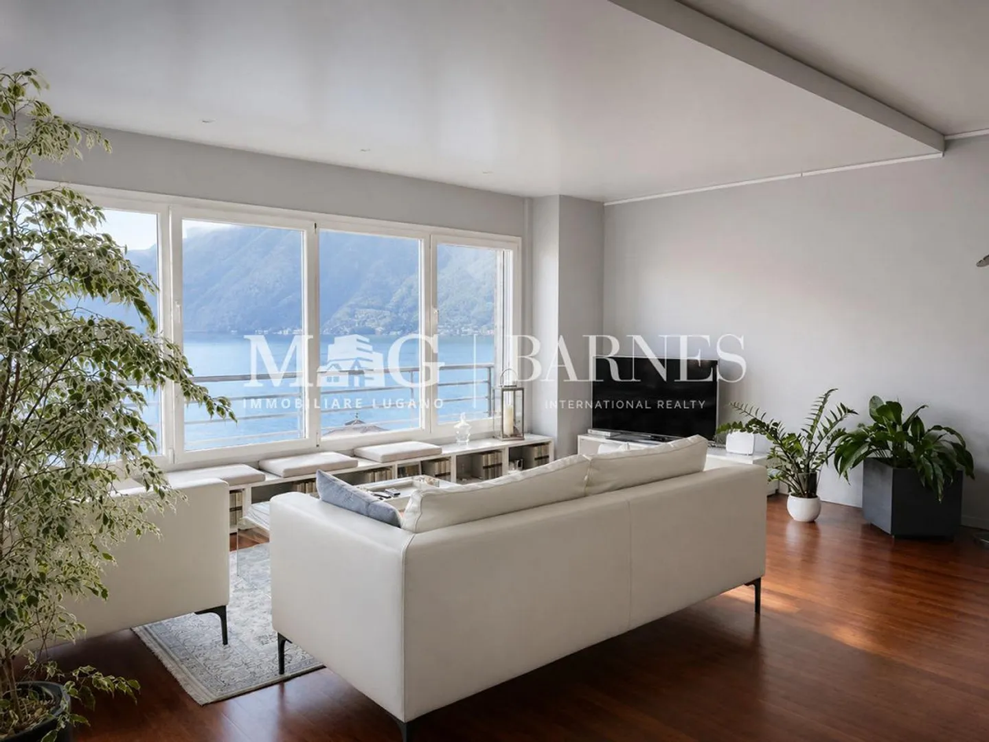 Lugano Centro: Central apartment with stunning lake view, 4.5 rooms - Photo 2 of 6