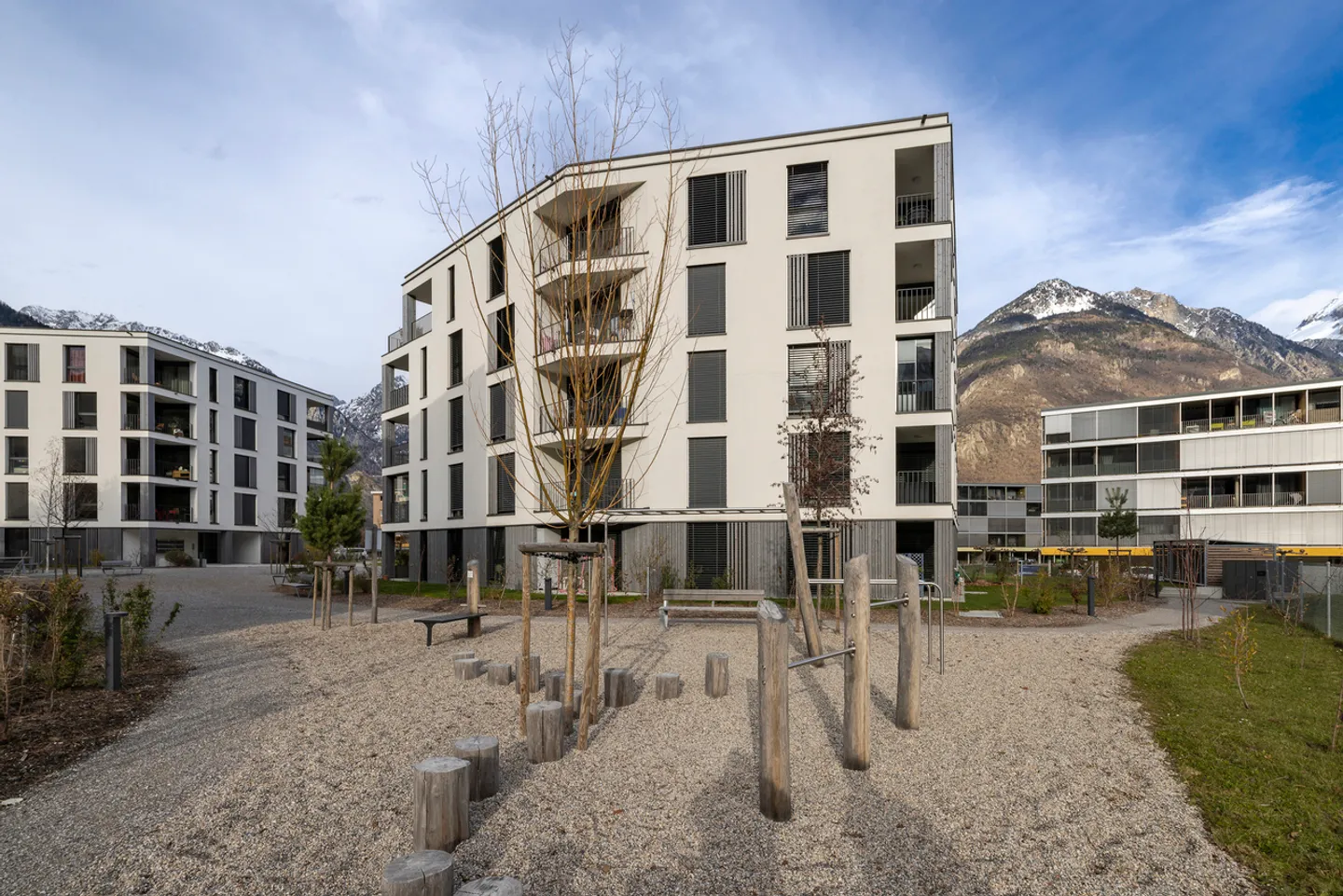 A HAVEN OF PEACE FOR THIS 2.5 ROOM APARTMENT BY THE DRANSE - Photo 9 of 9