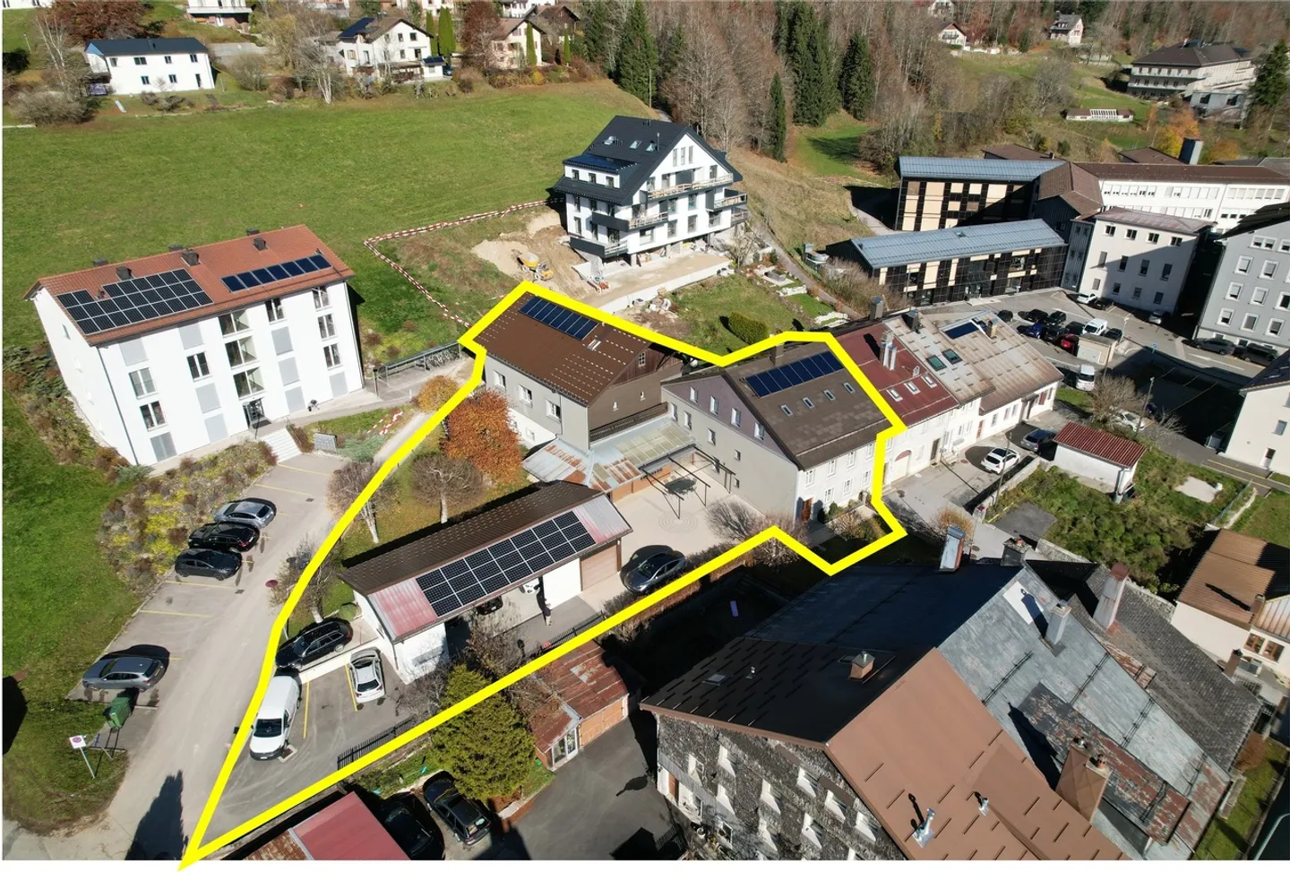 Alte renovierte und umgebaute Doppelhaushälfte - Foto 1 von 20