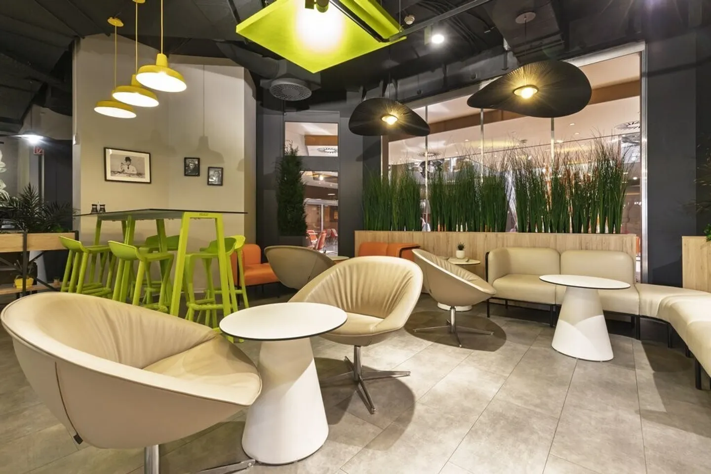 Spazio ufficio di 730 m2 al 4° piano ristrutturato - Foto 3 di 6