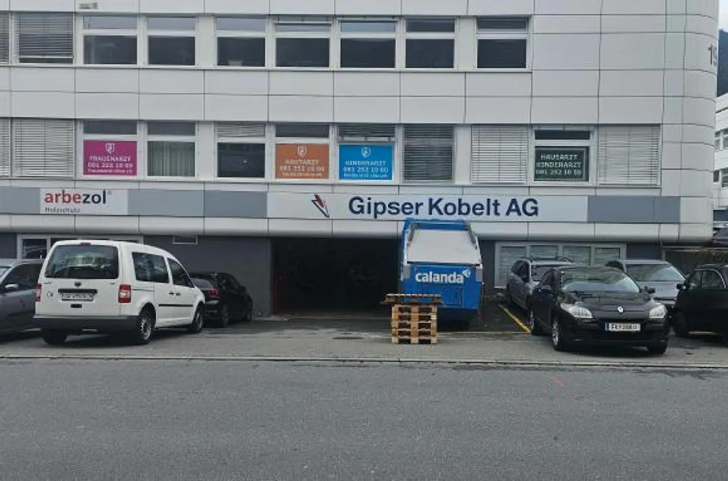 Espace commercial / Garage / Stockage - Photo 4 sur 5