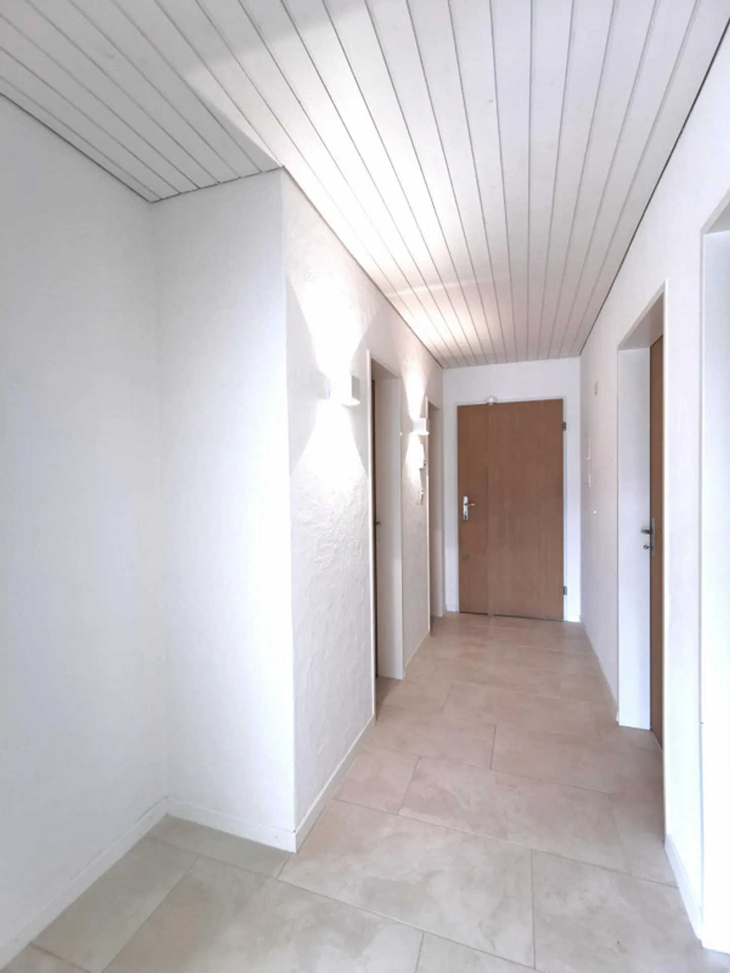 Vivere esclusivo con vista - Moderno attico nel quartiere Hanfländer - Foto 7 di 10