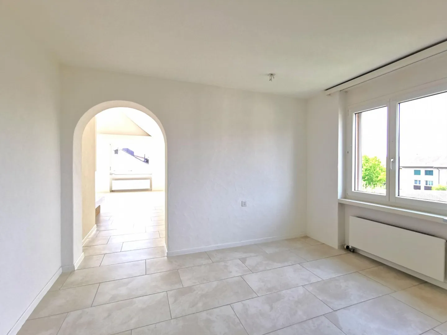 Vivere esclusivo con vista - Moderno attico nel quartiere Hanfländer - Foto 8 di 10