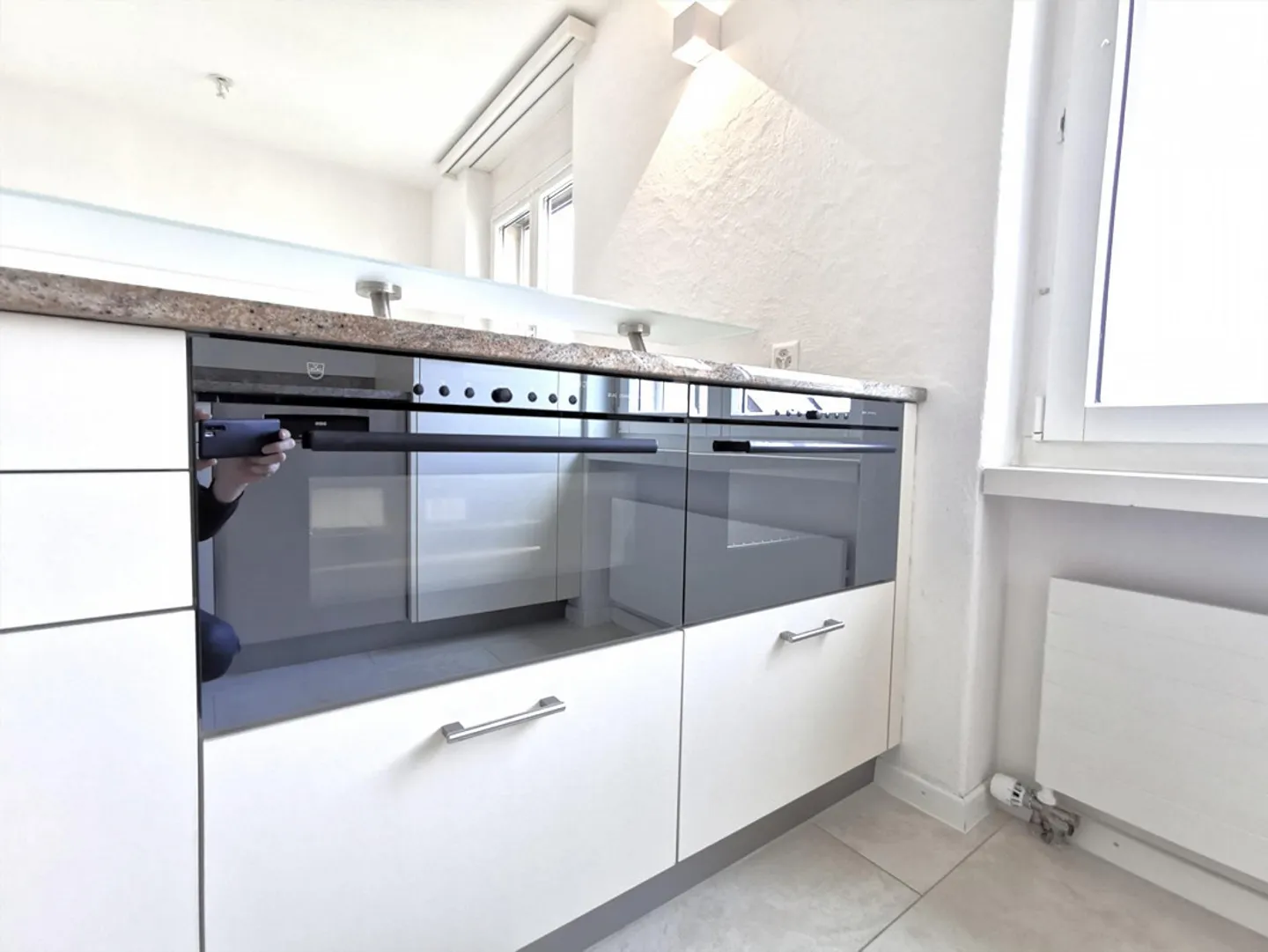 Vivere esclusivo con vista - Moderno attico nel quartiere Hanfländer - Foto 9 di 10