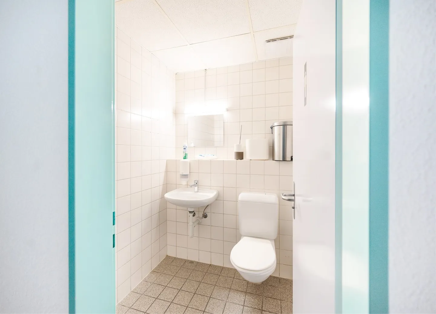 Your new office including storage space - at an attractive price in building law - Photo 8 of 13