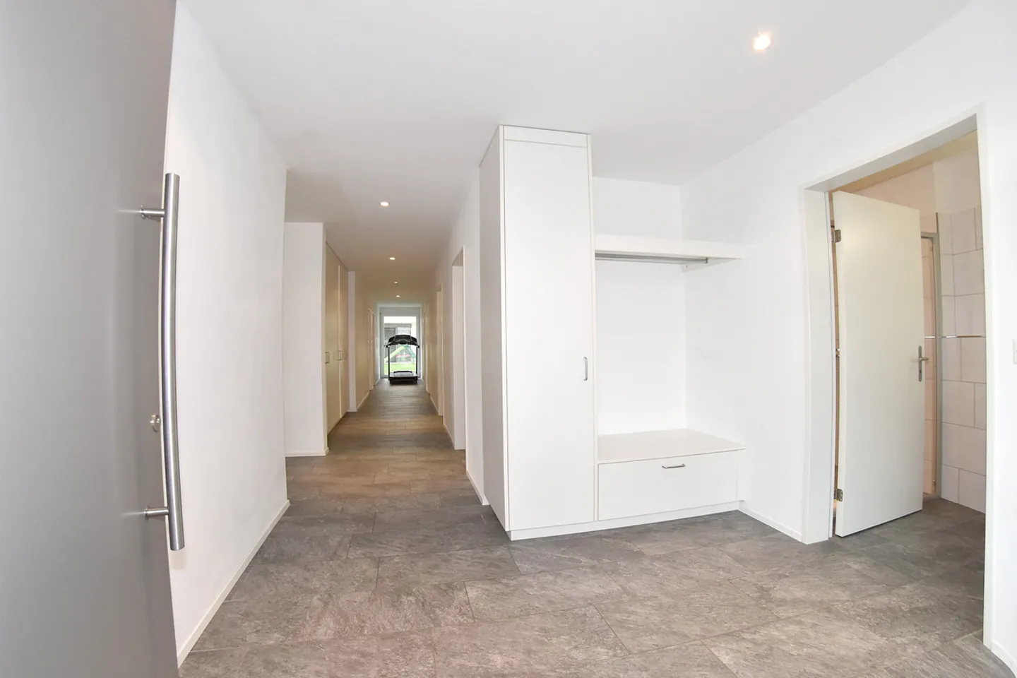 Apartment for rent - Photo 4 of 12