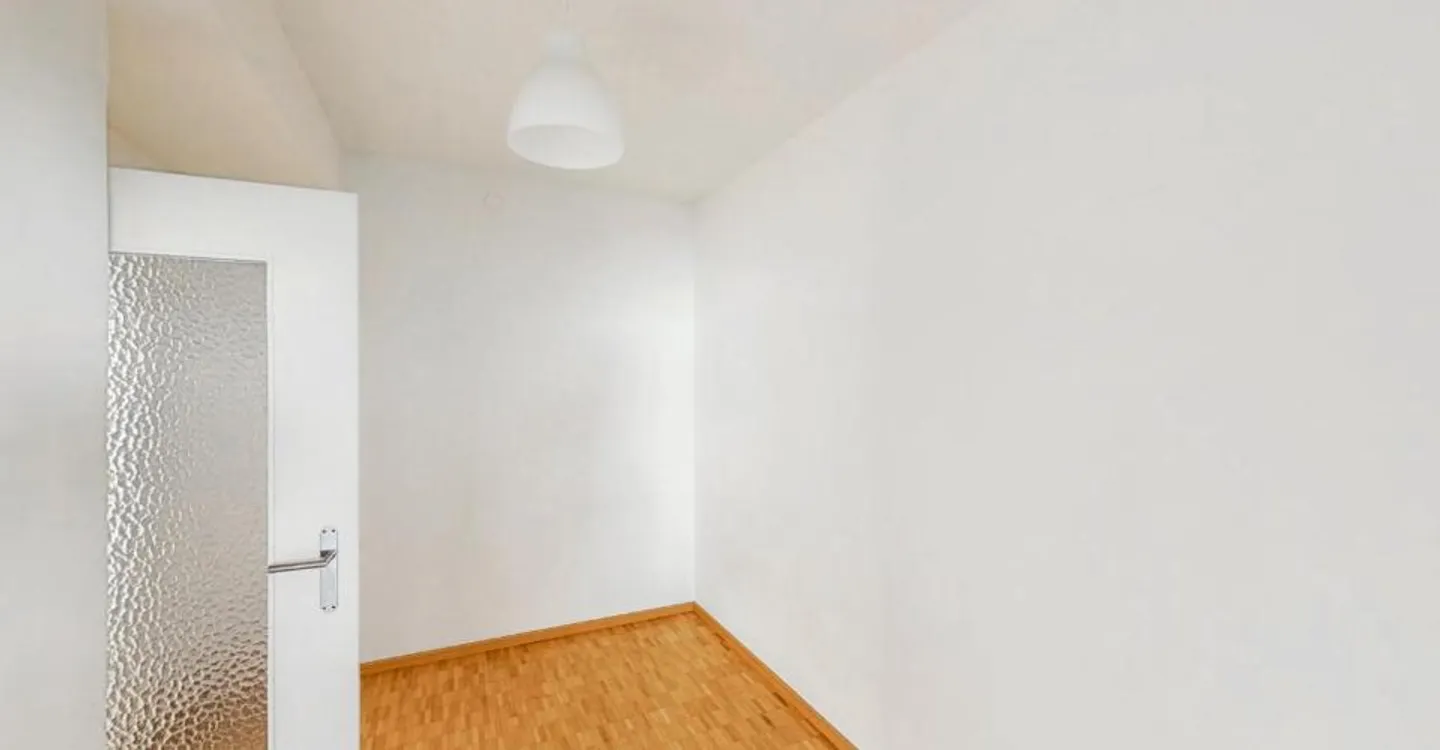 Lumière et confort au cœur de Bellinzone - Photo 5 sur 10