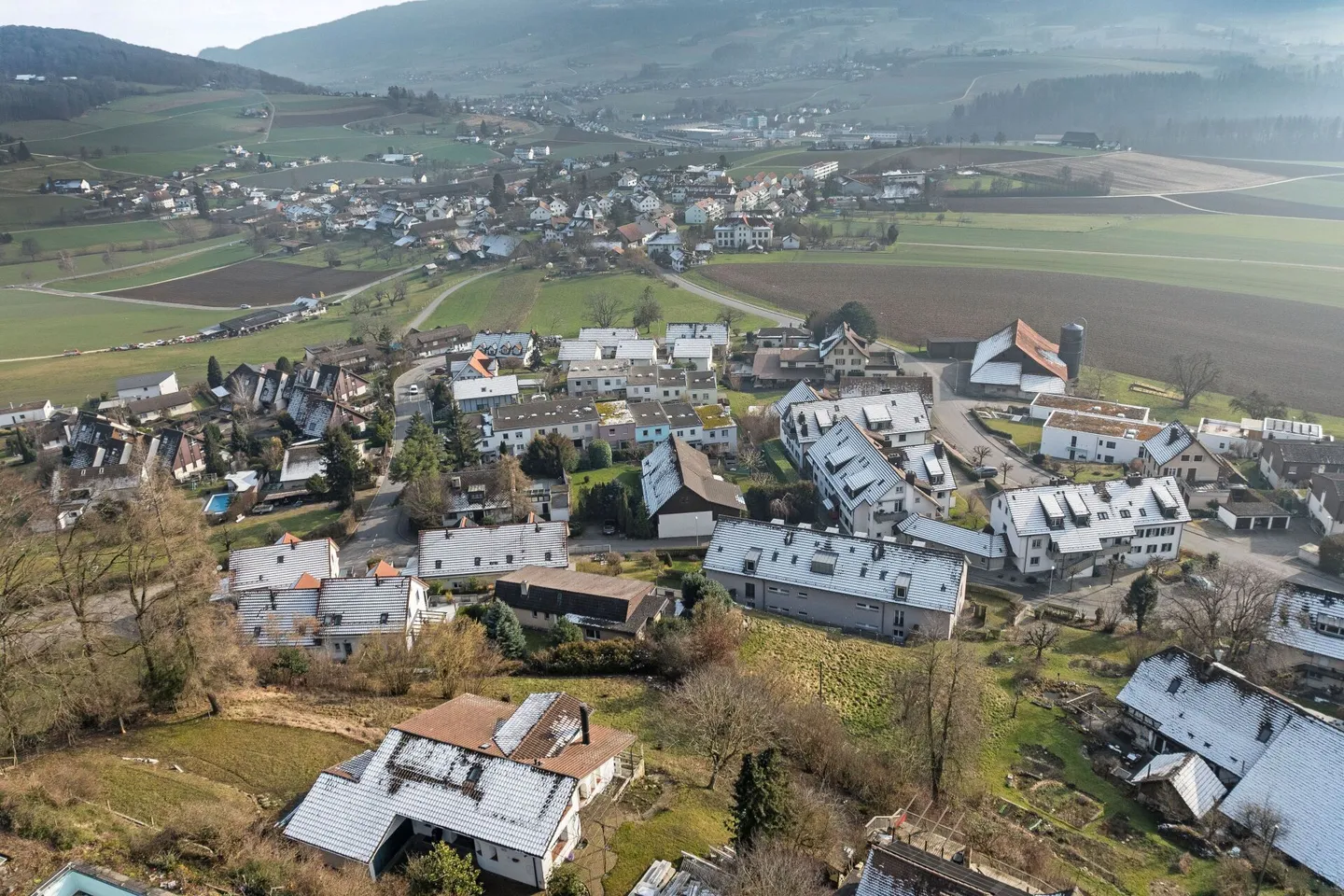 Terreno edificabile attraente di 2.084 m² in zona residenziale W2 - in una posizione centrale e elevata con vista libera - Foto 4 di 7