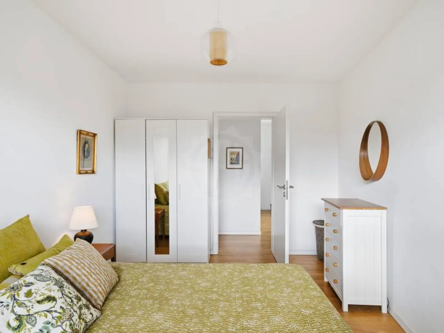 Appartamento moderno con terrazza - Foto 5 di 9