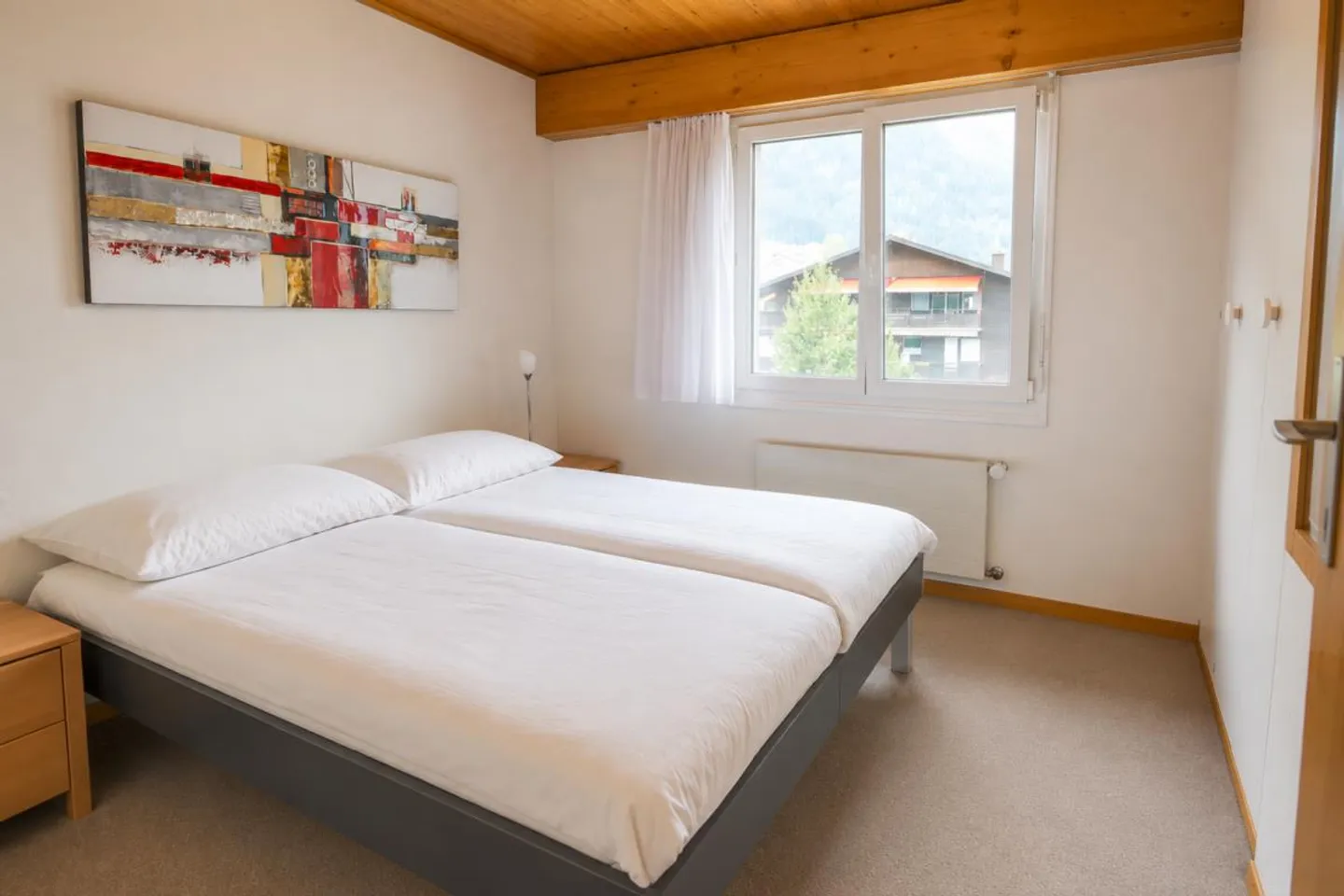 Appartement lumineux de 3,5 pièces sous les combles avec balcon sud, chambre supplémentaire et place de parking Mittlere Aegertenstrasse - Photo 9 sur 14