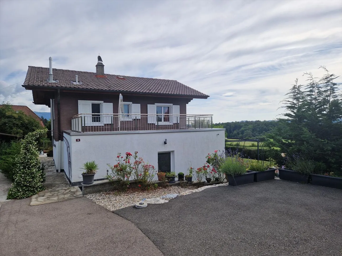 Magnifica villa di 6,5 stanze con vista panoramica e studio privato - Foto 8 di 9