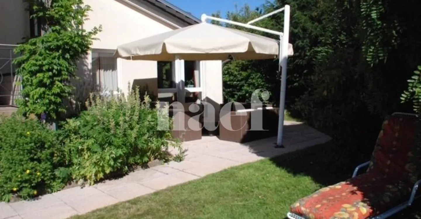 Villa - Photo 11 of 11