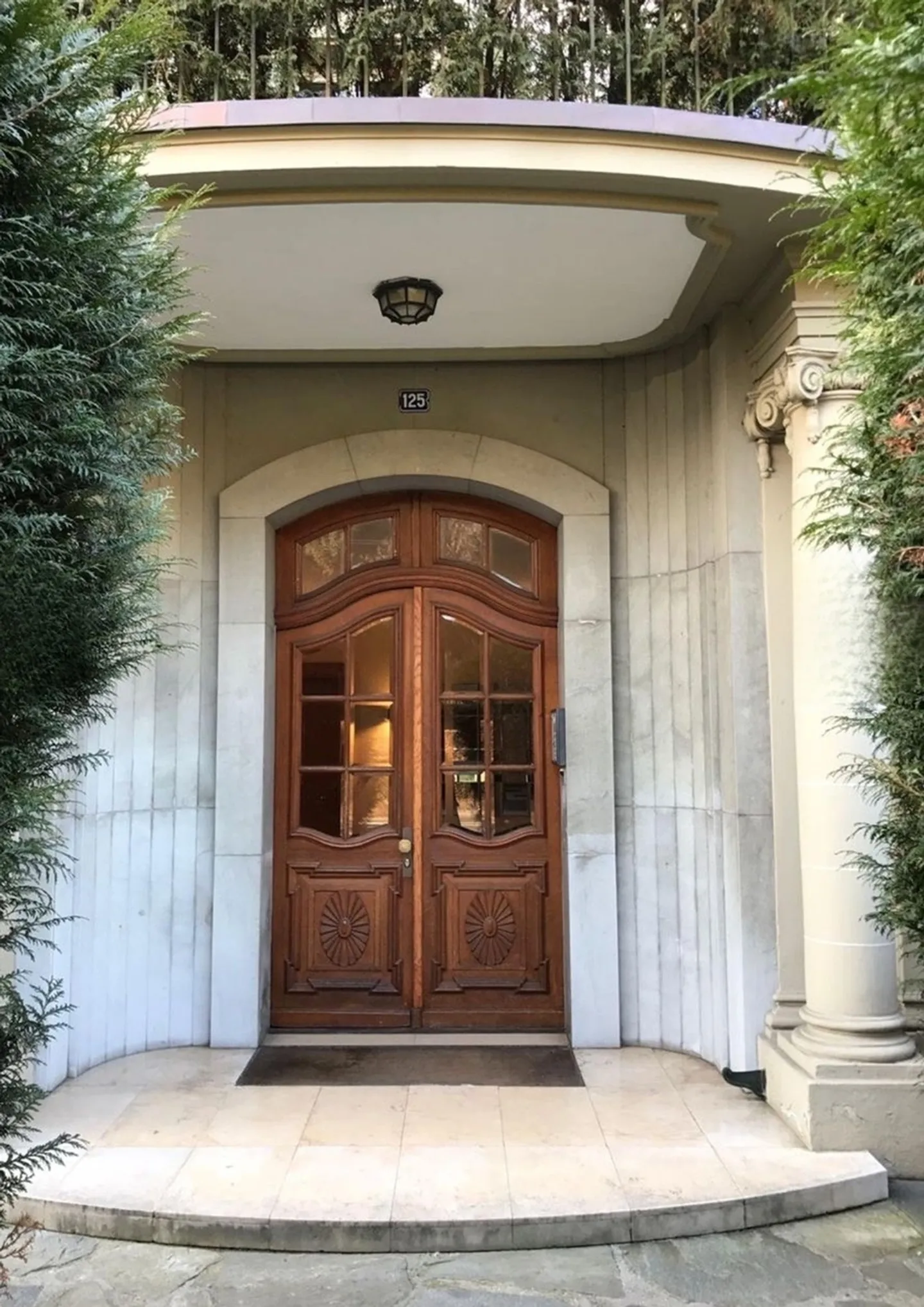 Sublime 5.5-room apartment in Pully-south with lease takeover on 01.05.2026 - Photo 1 of 7