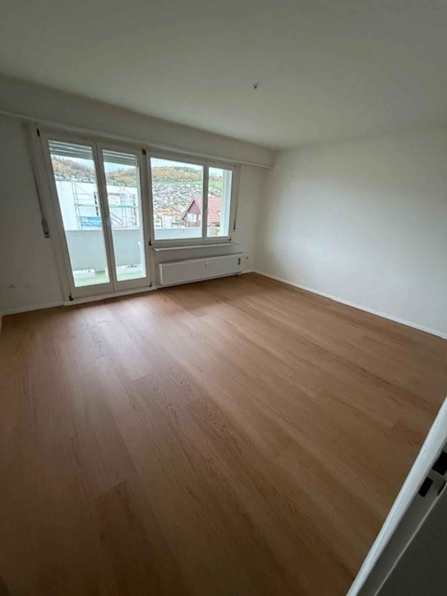 Appartamento luminoso di 4 stanze in affitto a Frenkendorf - Foto 4 di 9