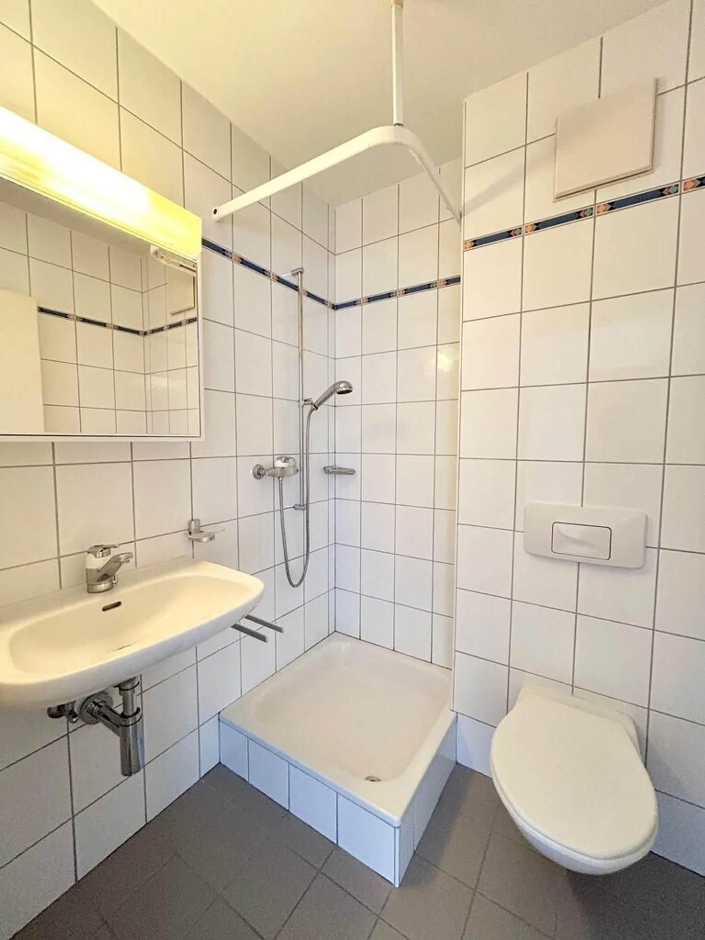 Appartement Charmant dans un Quartier Verdoyant - Photo 8 sur 9