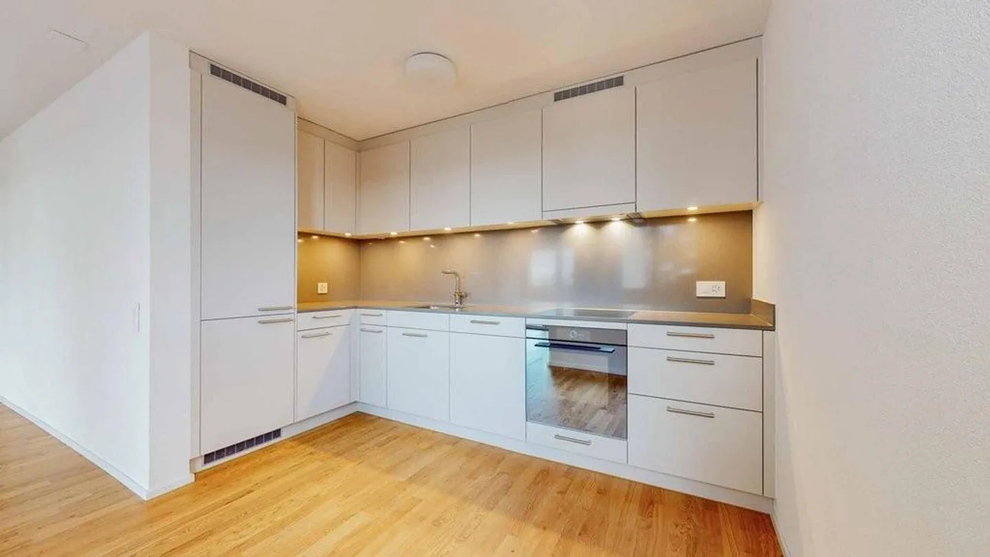 Appartement confortable avec grand balcon - Photo 2 sur 10