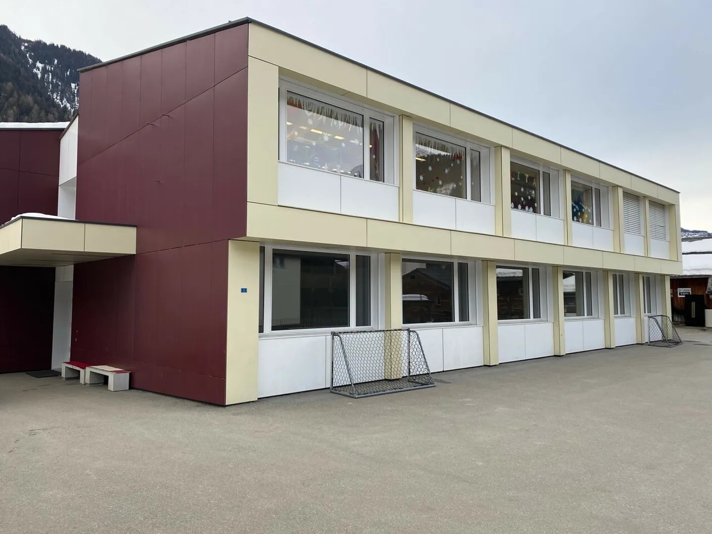 Camere in affitto nell'ex scuola di Lax - Foto 1 di 4