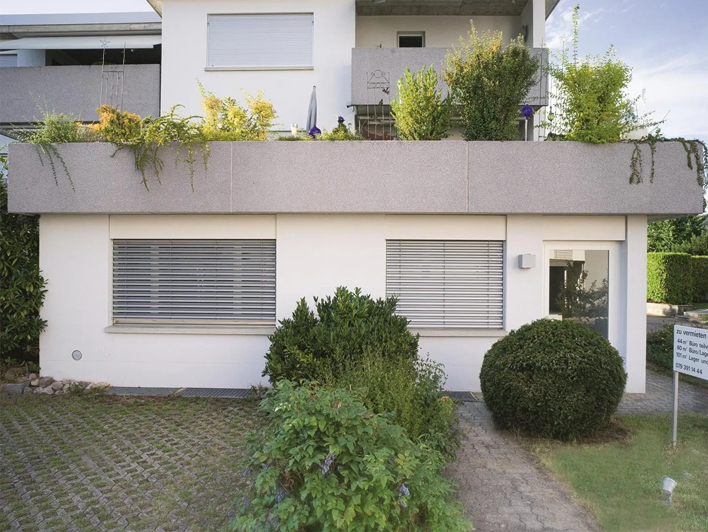 Renovierte Büroräumlichkeiten zu vermieten - Foto 1 von 9