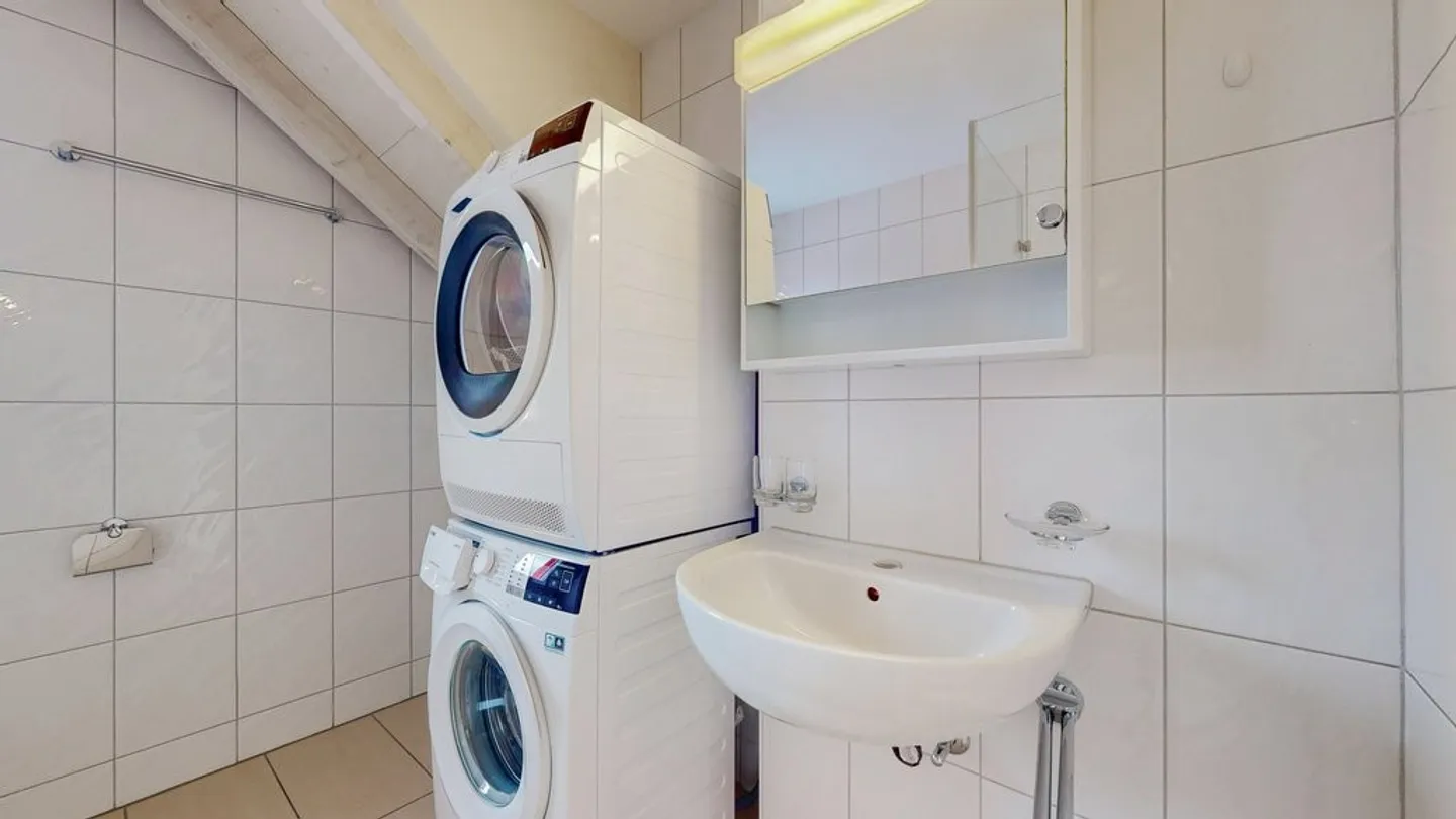 Charmante Wohnung mit Dachterrasse - Foto 7 von 12