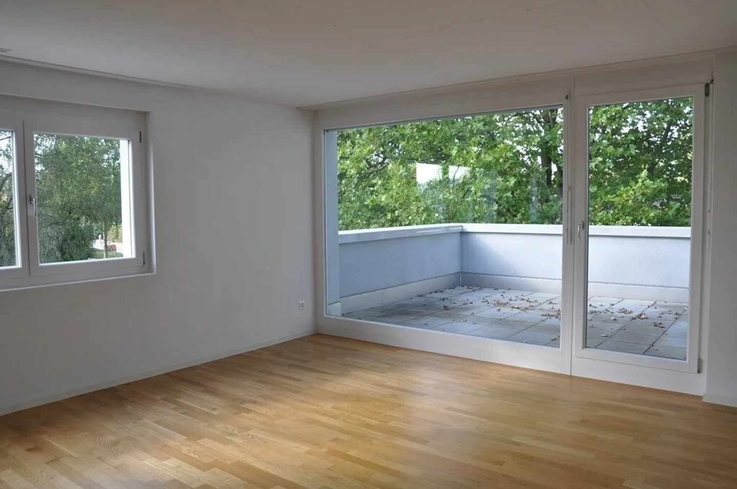3.5 Room Apartment - Photo 2 of 7