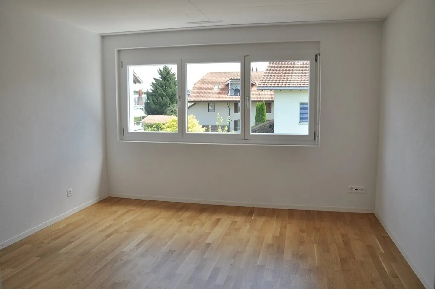 3.5 Room Apartment - Photo 3 of 7