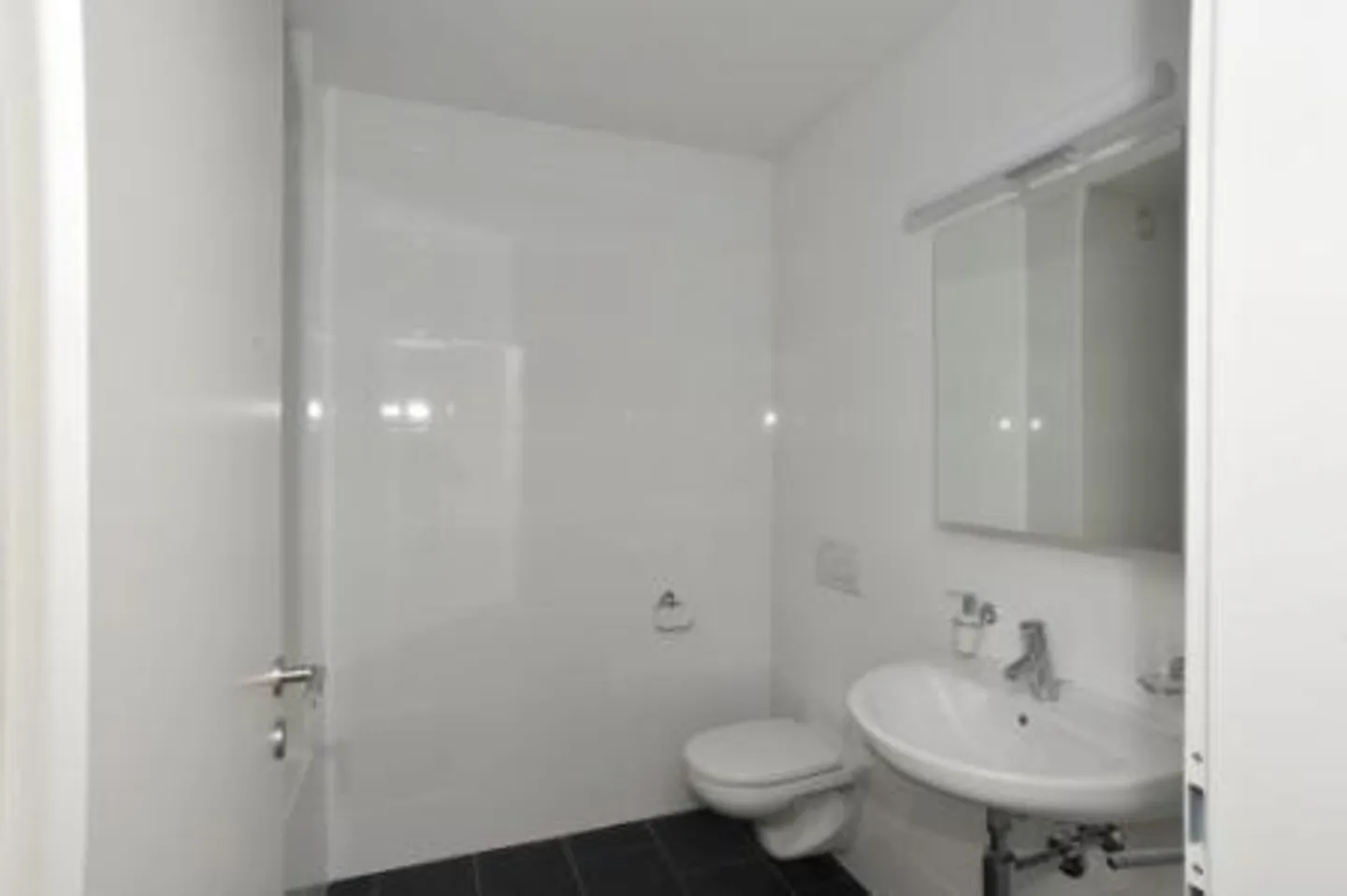 Appartamento moderno nel verde - Foto 5 di 7