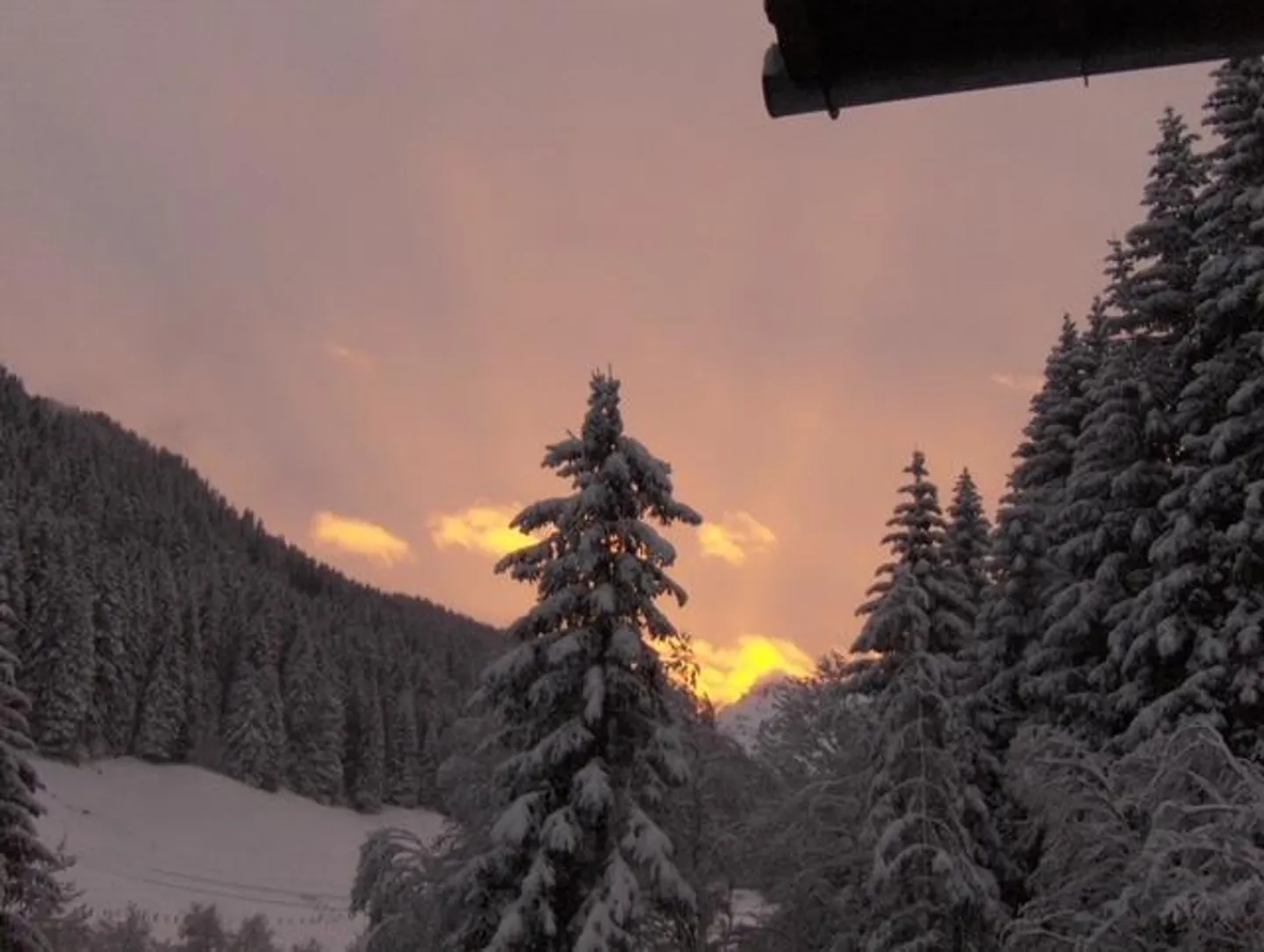 Chalet in Morgins - Portes du Soleil - Photo 2 of 8