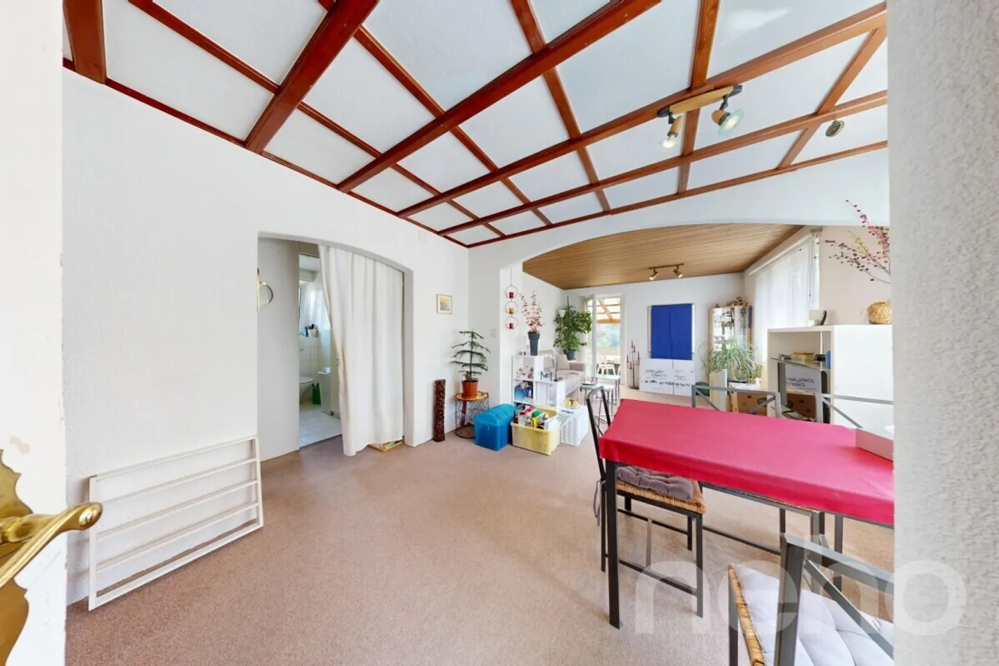 Charming Detached House in Liebefeld - Photo 3 of 12