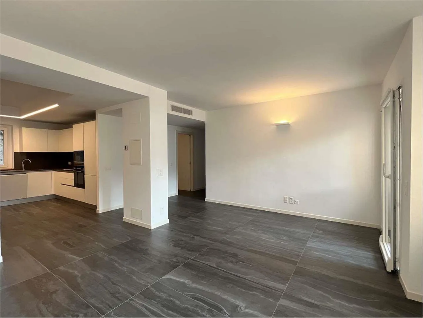 Elegantes Apartment mit Seeblick - Foto 2 von 7