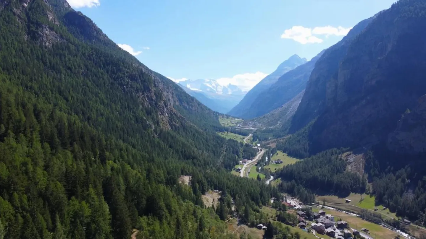 Building plot in a quiet location in the Mattertal - Photo 1 of 1