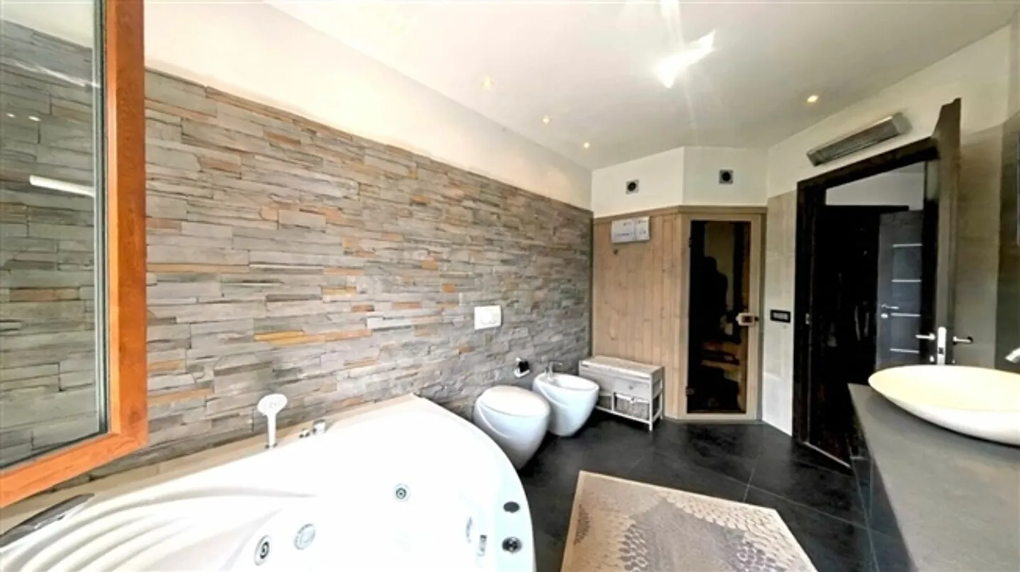 «Ihre Familienoase mit Blick auf den Luganersee» - Foto 11 von 15