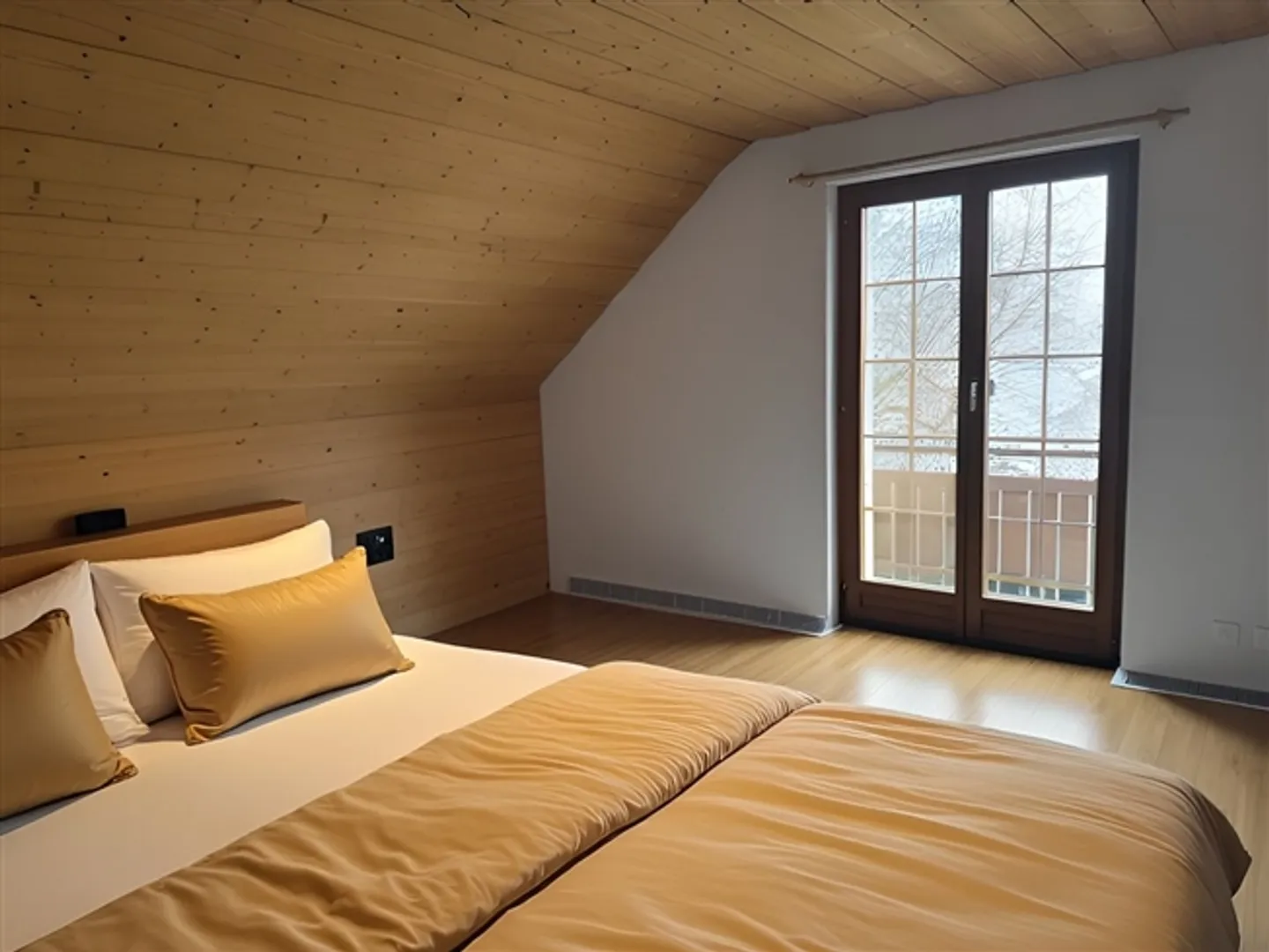 Appartamento Incantevole con Sottotetto, Giardino e Garage - Foto 5 di 11