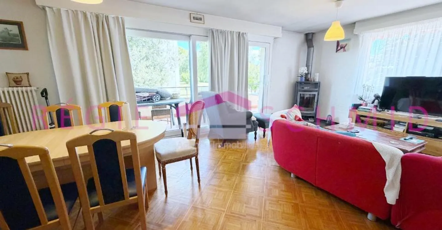Individual Villa with 7 Rooms in Prangins - Photo 3 of 10