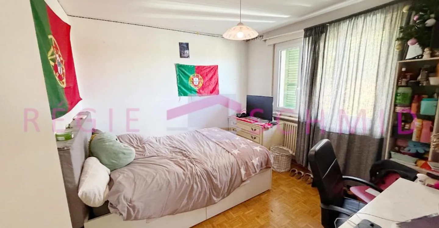 Individual Villa with 7 Rooms in Prangins - Photo 7 of 10