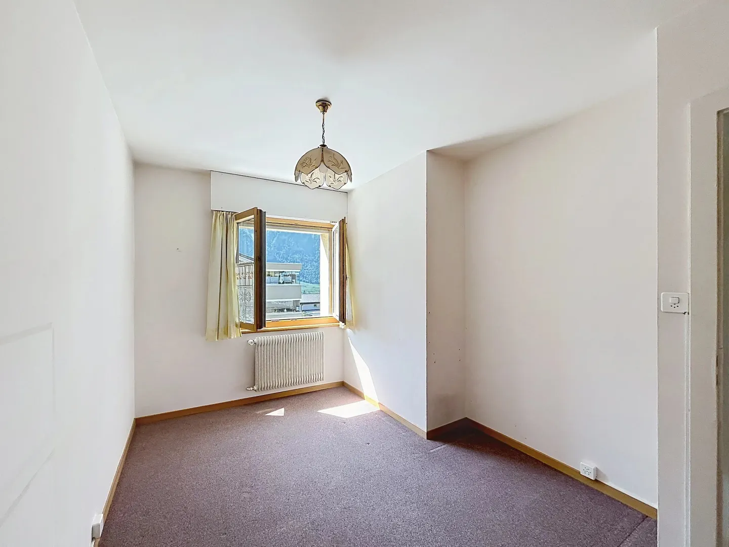 Appartement Charmant avec Potentiel - Photo 13 sur 18