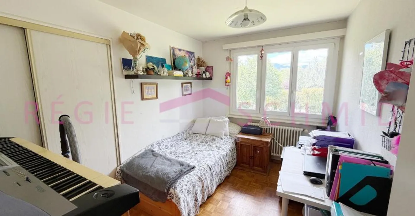 Individual Villa with 7 Rooms in Prangins - Photo 8 of 10