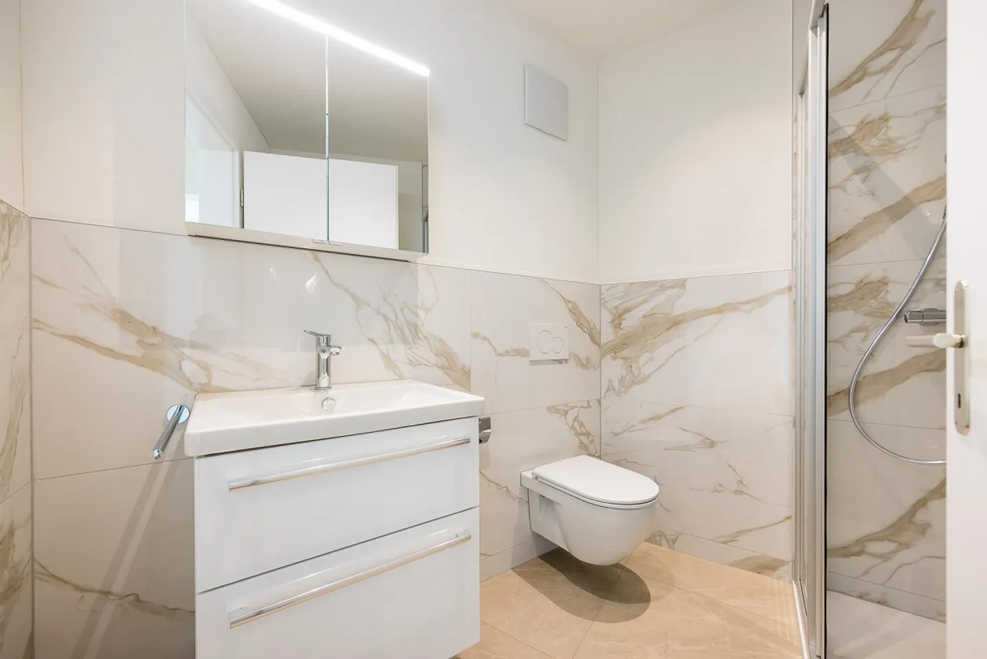 Appartement de jardin 2,5 pièces - Photo 3 sur 8