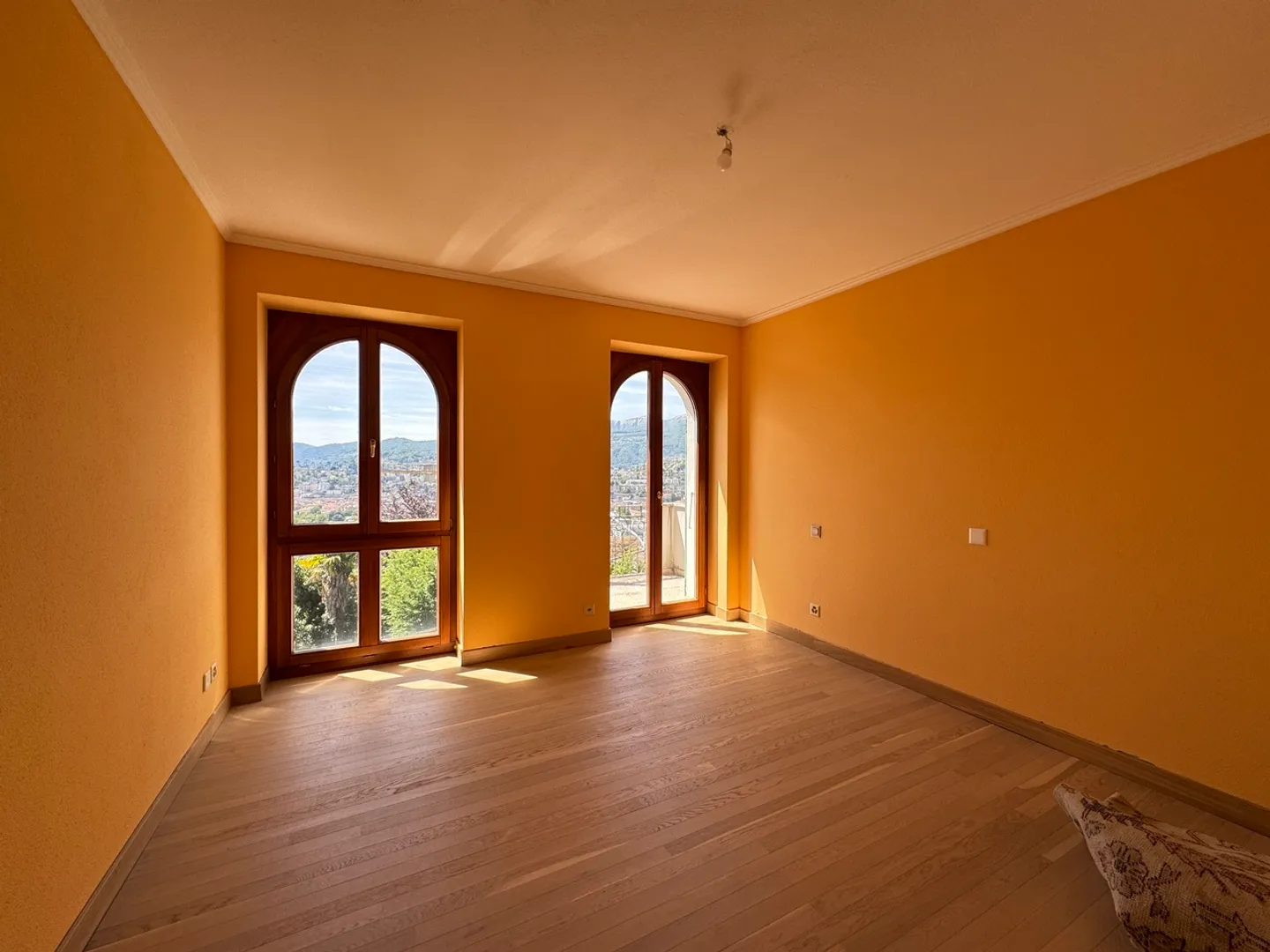 Appartamento Elegante con Vista Lago - Foto 3 di 11