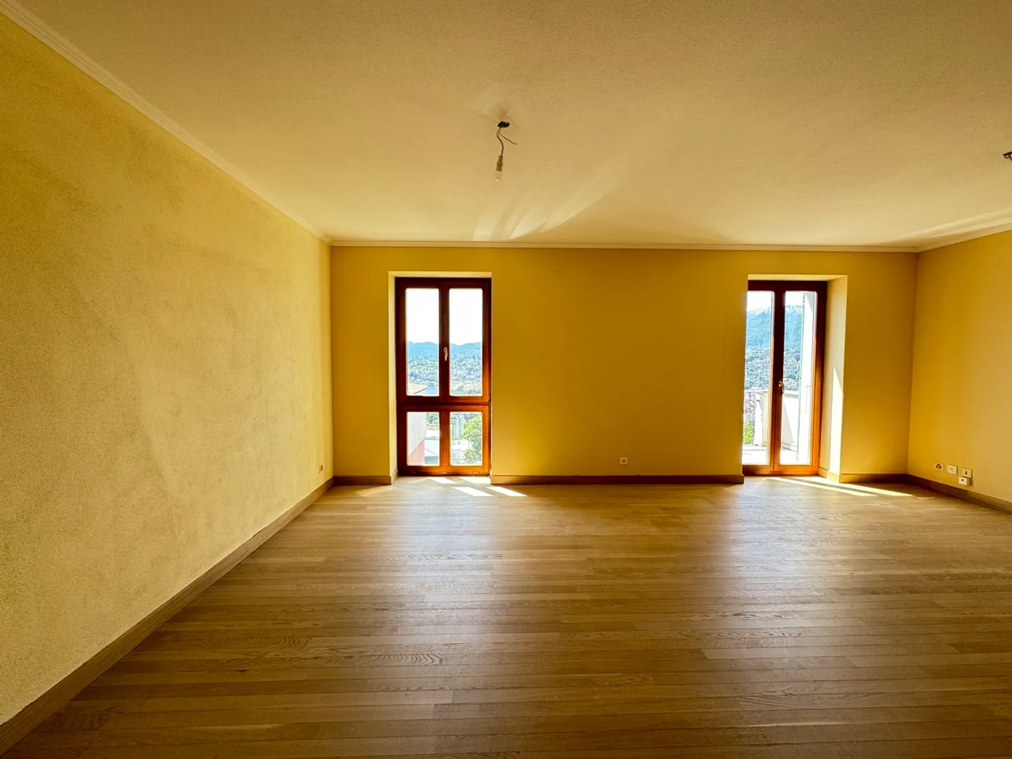 Appartamento Elegante con Vista Lago - Foto 5 di 11