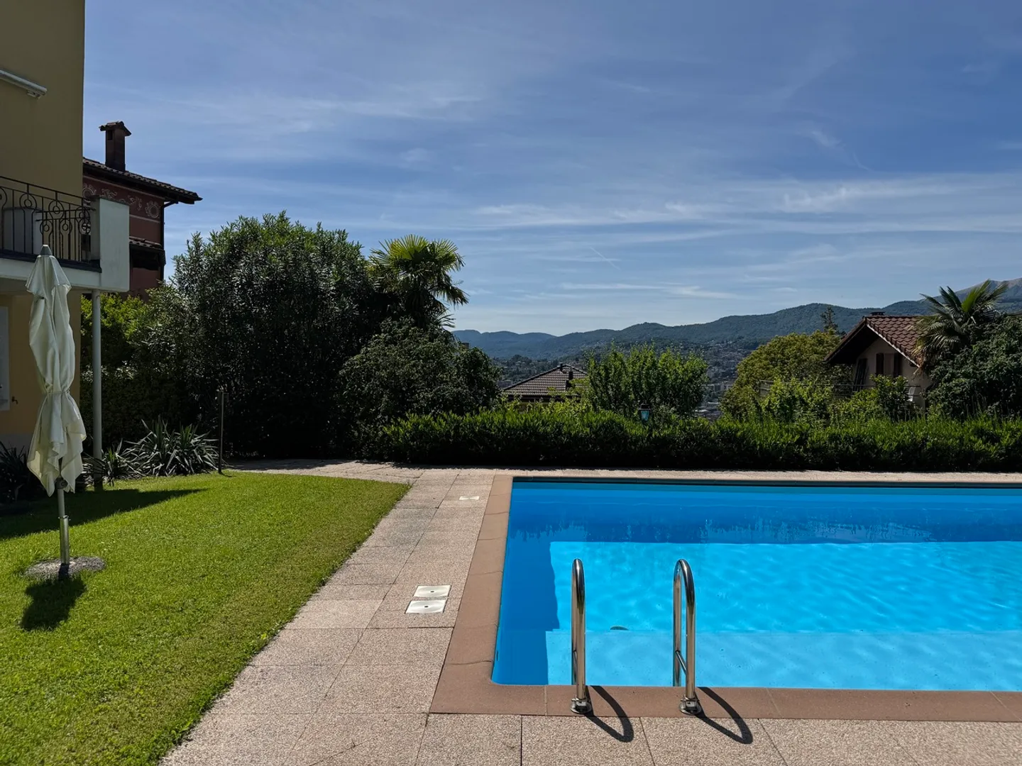 Appartamento Elegante con Vista Lago - Foto 8 di 11