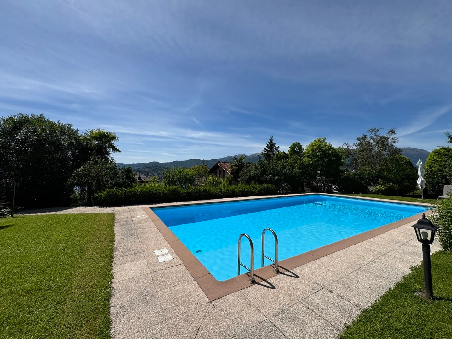 Appartamento Elegante con Vista Lago - Foto 9 di 11