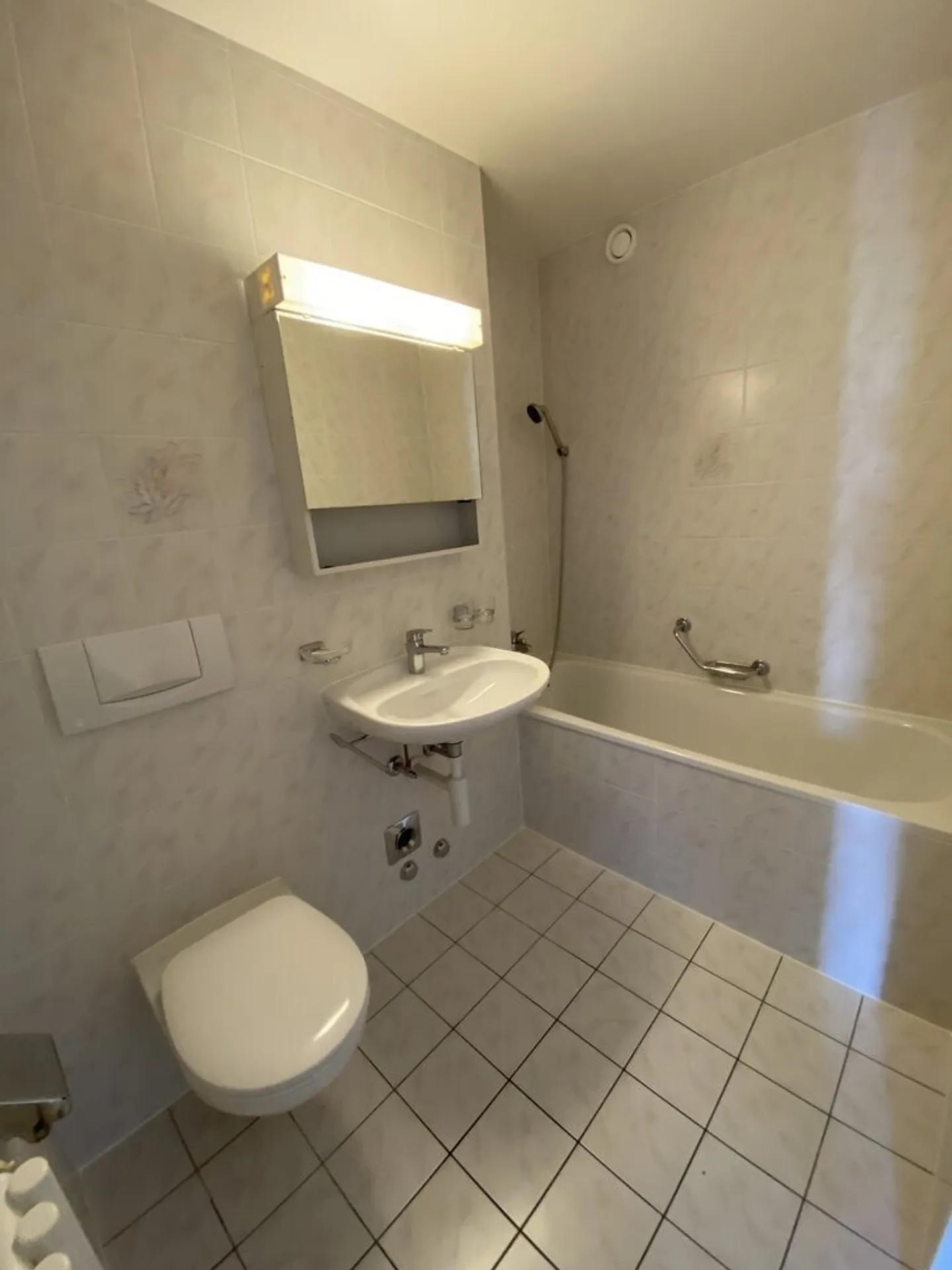 Zu ergreifen! Herrliche Wohnung in einer grünen Gegend! - Foto 6 von 7