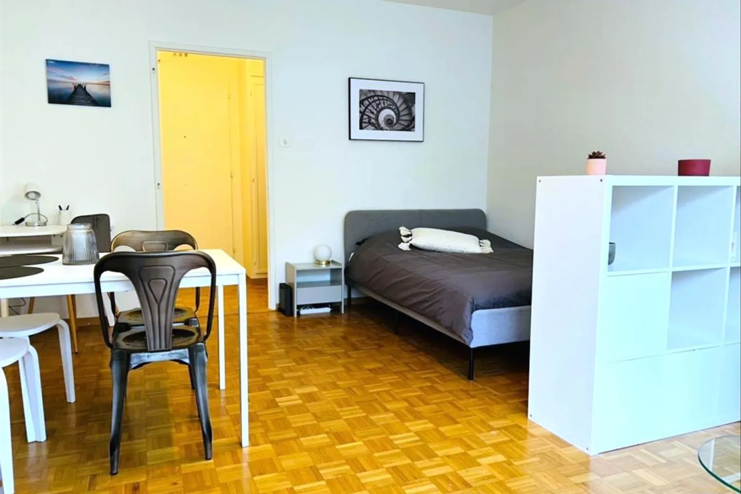 Möbliertes 1,5-Zimmer-Apartment - Foto 1 von 6