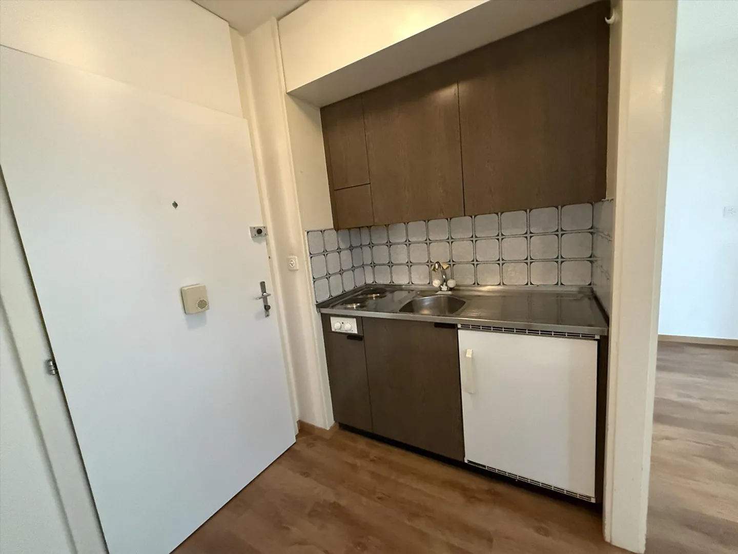 Quartier tranquille à 10 minutes du centre de Lausanne ! - Foto 1 di 3