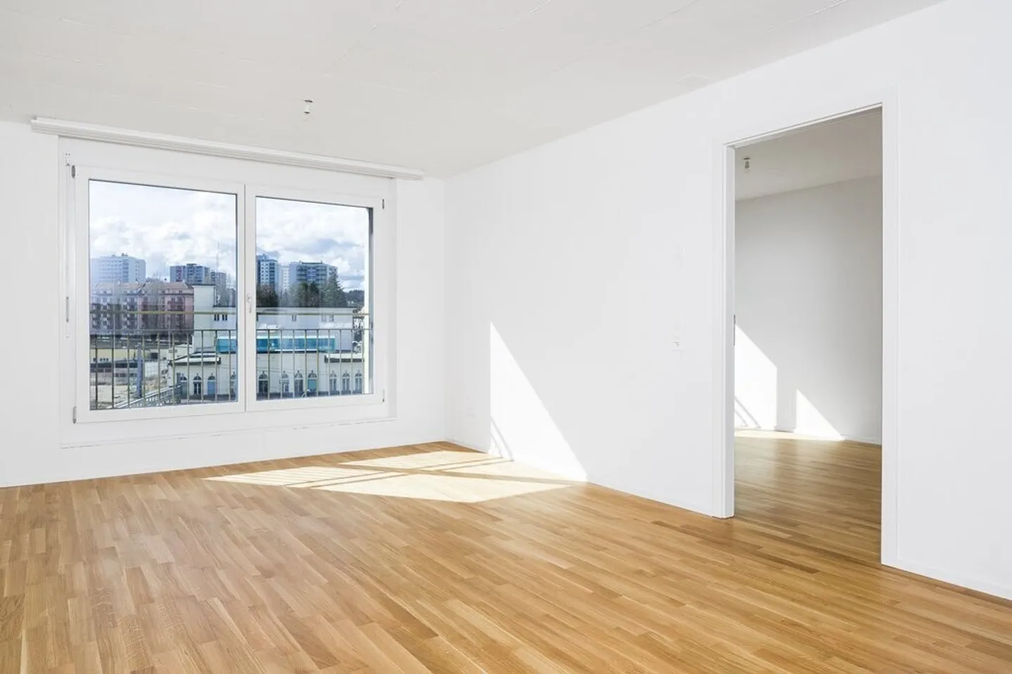 Beau logement dans un quartier résidentiel à Fribourg ! - Photo 2 sur 5