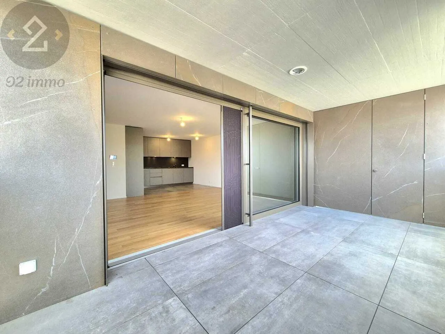 Superbe 3.5 pces aux Echervettes - Photo 3 sur 15