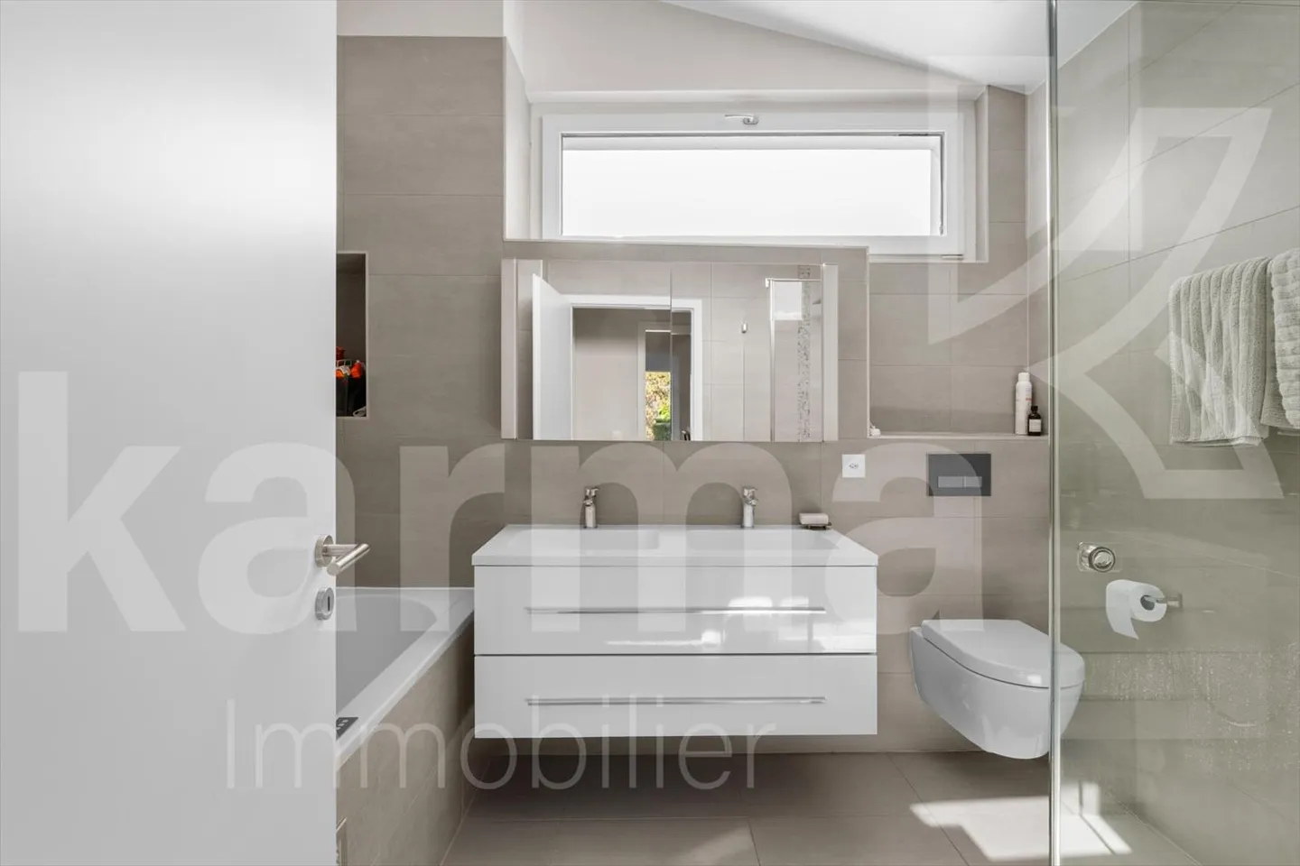 Esclusivo - Bella casa moderna con 6,5 stanze - Foto 7 di 13